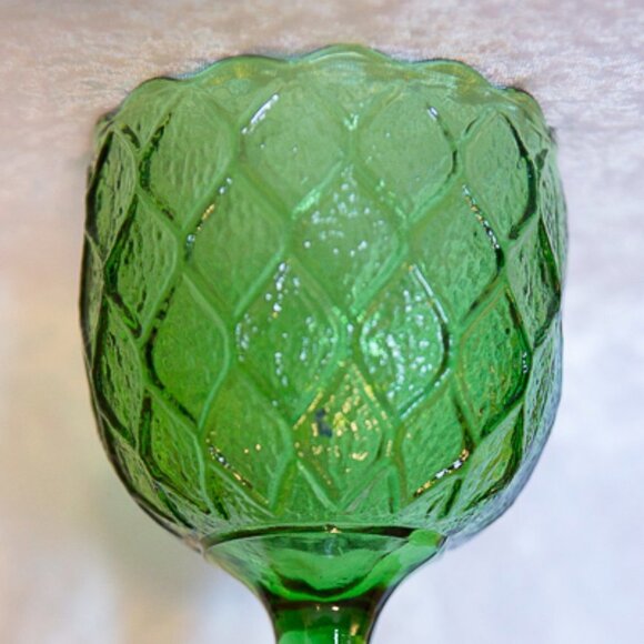 BEAUTIFUL Vintage Emerald Green Glass Stemmed Vase CANOPY COMPOTE GOBLET - Picture 6 of 7